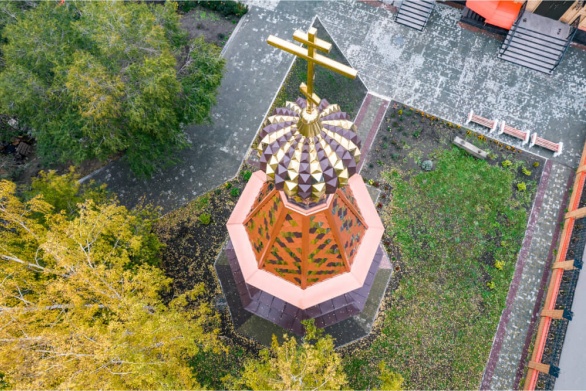 Монтаж крыши для церкви